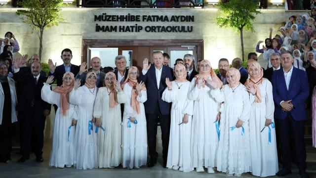Cumhurbaşkanı Erdoğan, Kocaelide okul açılışına katıldı