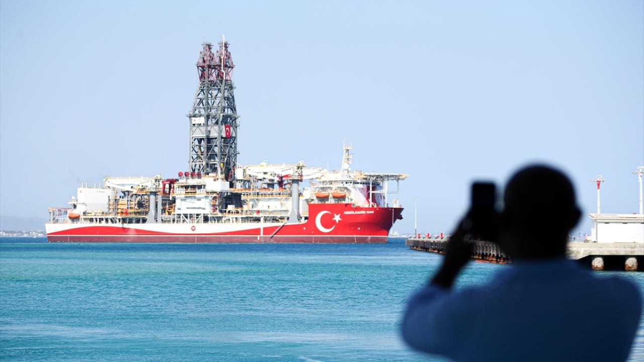 "Adeta su altında bir enerji üssü kuruyoruz"