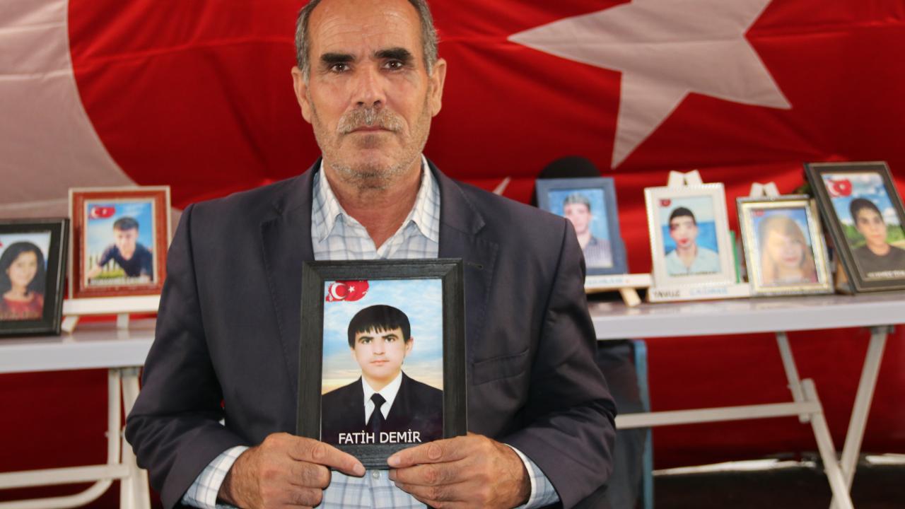 Evlatlarımızı istiyoruz"