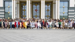 Emine Erdoğan, kadın büyükelçi ve büyükelçi eşleriyle buluştu