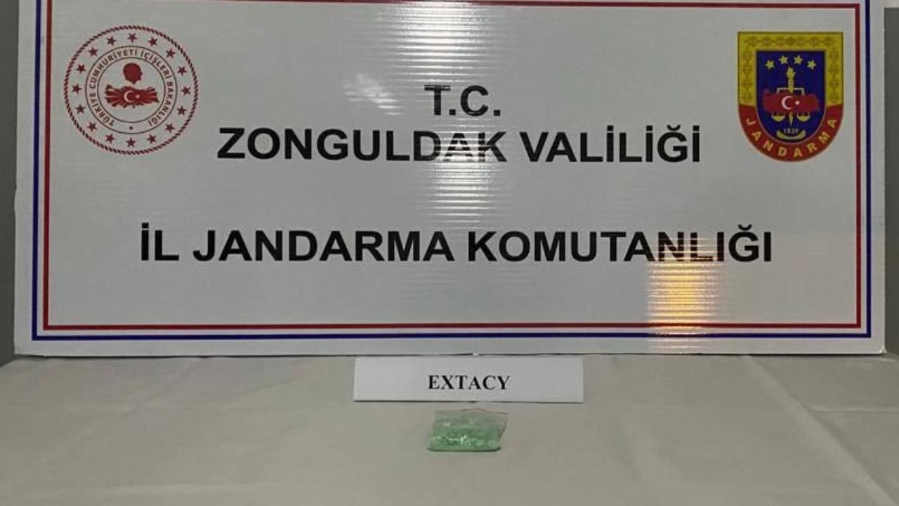 Zonguldak'ta uyuşturucu operasyonunda yakalanan zanlı tutuklandı