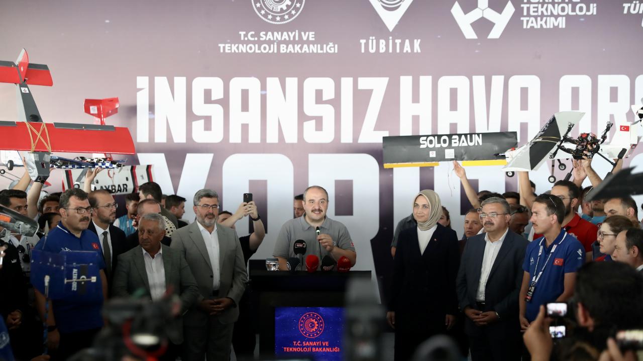 "Gençlerimize harcadığımız her bir kuruş, akıttığımız her bir emek helaldir"