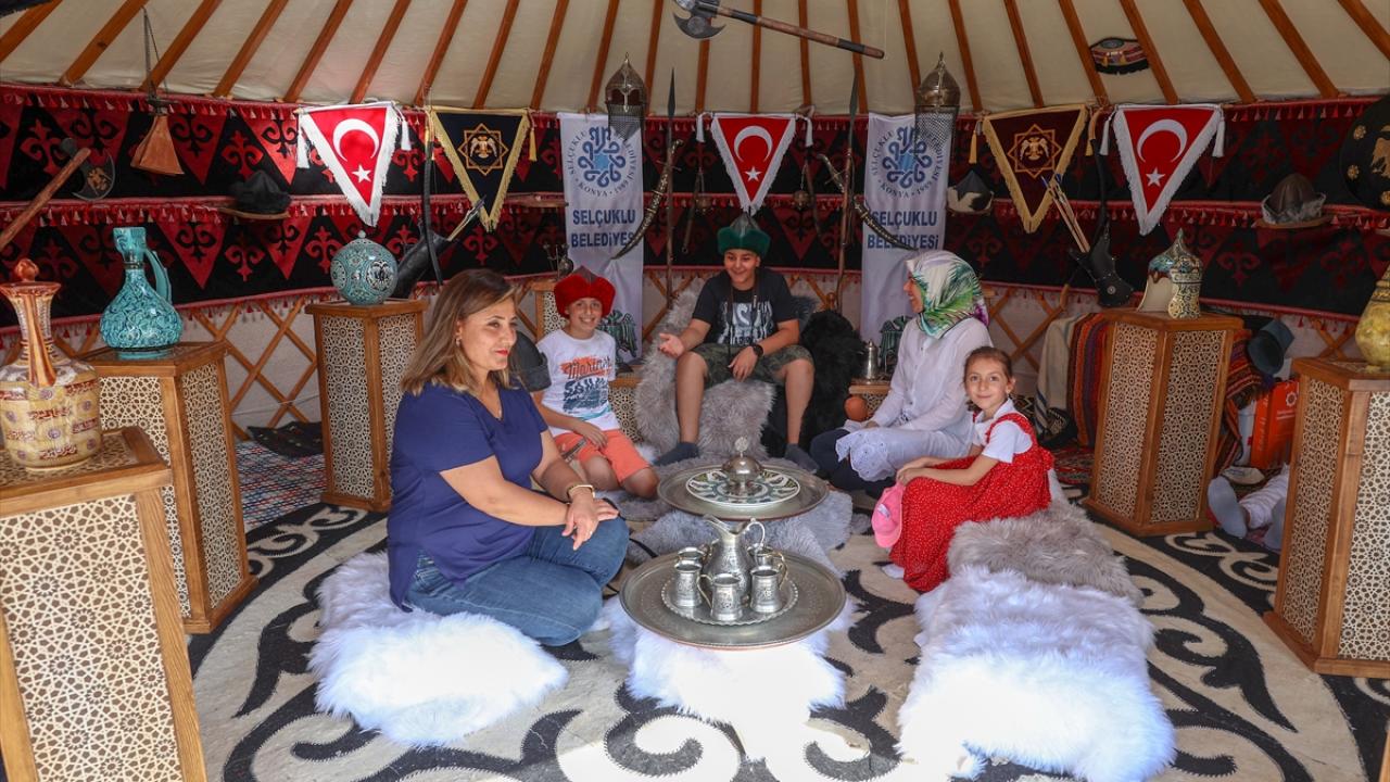 "Alanda bayram havası hakim"