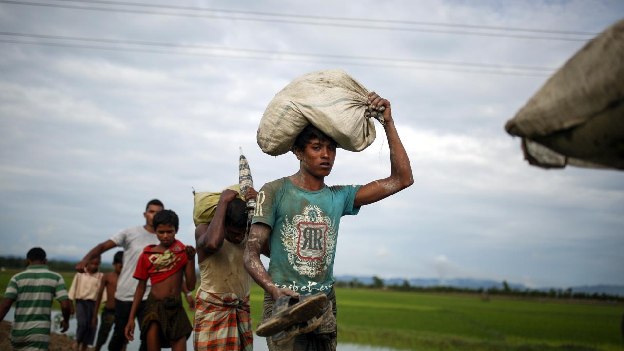 Bangladeş dünyanın en büyük mülteci kampına ev sahipliği yapıyor