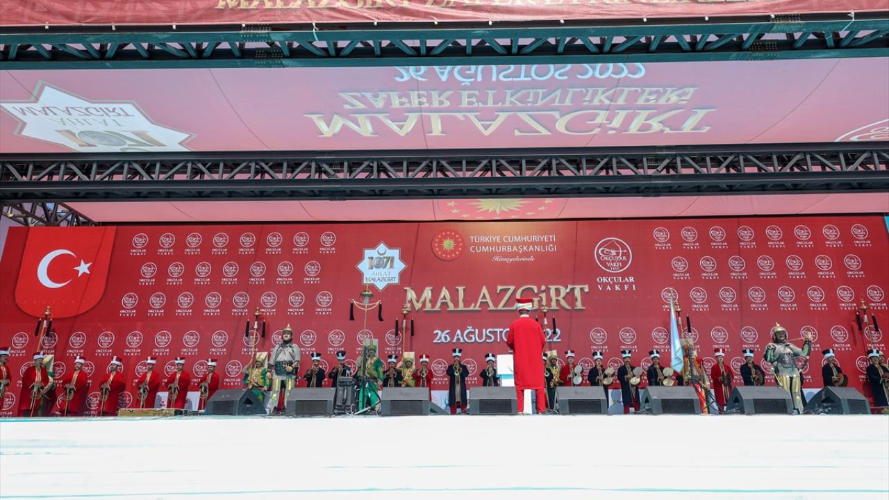 "Ülkemizde Malazgirt`in de unutturulmaya çalışıldığı günler yaşanmıştır"