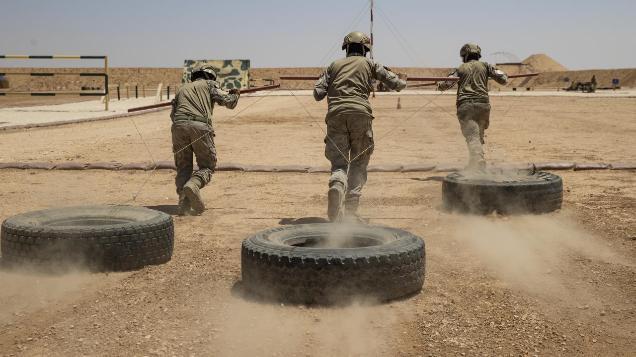 Sızma parkurunda gerçek mühimmatla eğitim
