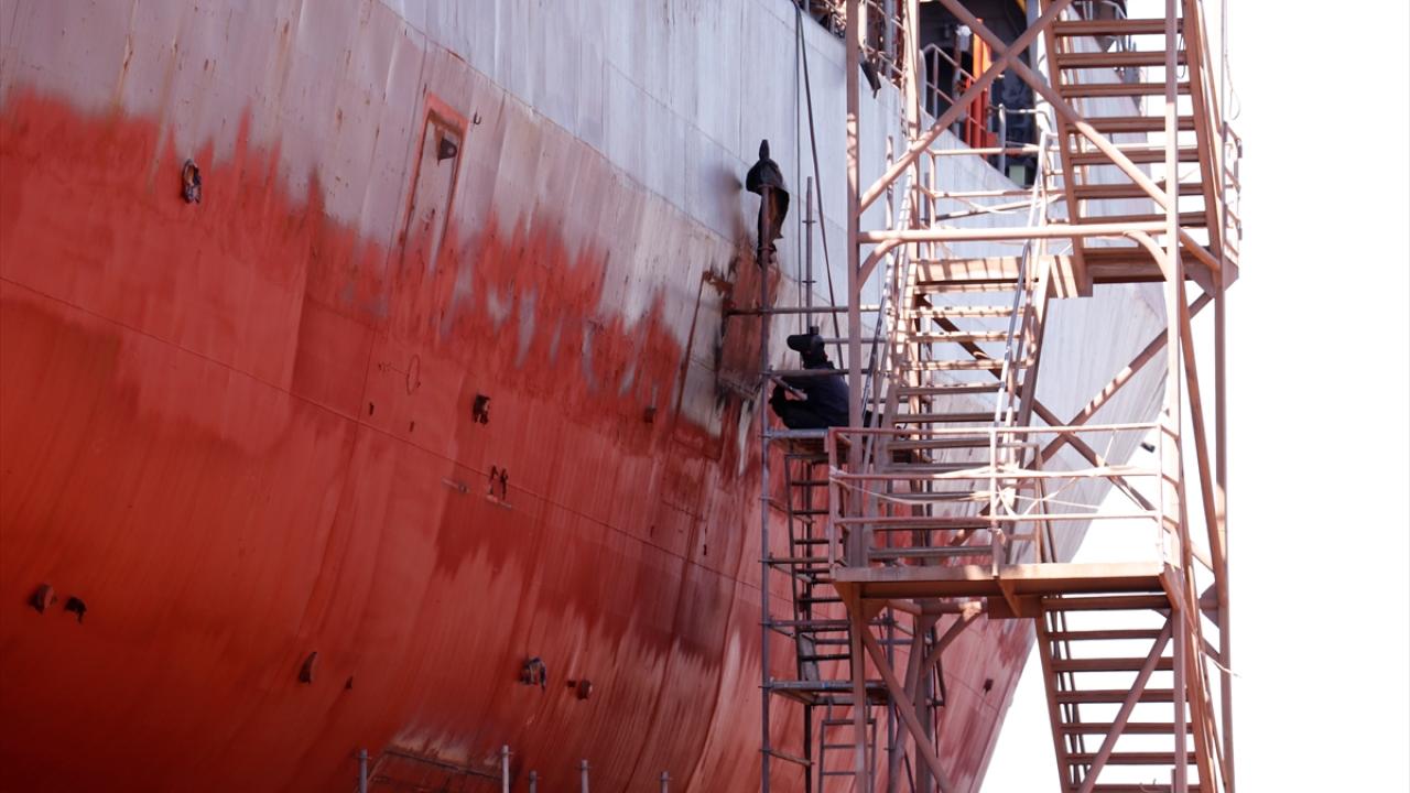 "Sistemler ihtiyaç duyuldukça yerli ve milli firmalar tarafından üretilen ürünlerle değiştiriliyor"