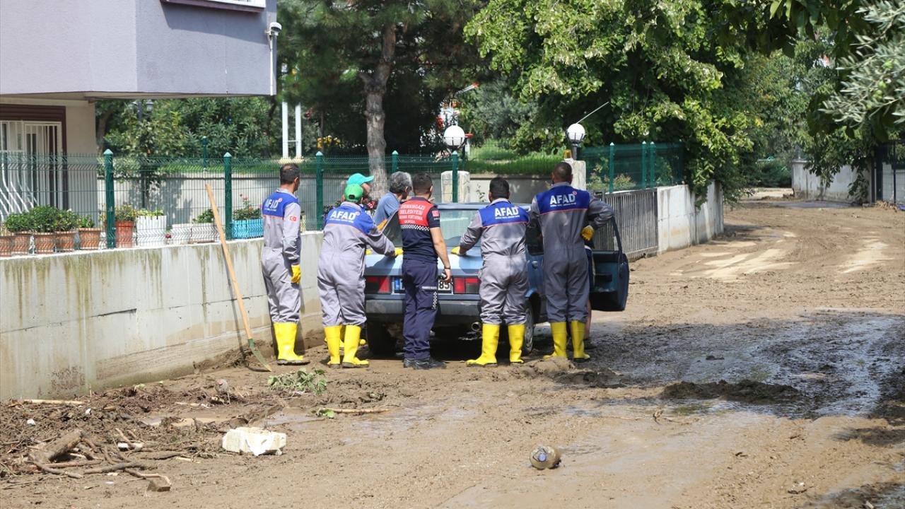 Bursa'da selin ardından hayat normale dönüyor