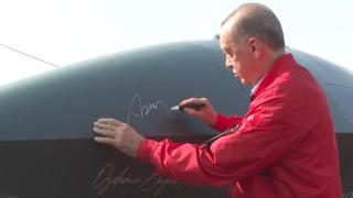 Cumhurbaşkanı Erdoğan, Kızılelma ve Hürjet'e imza attı