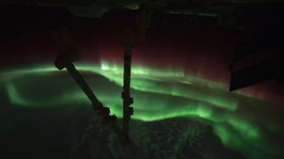 NASA Kuzey Işıkları'nın uzaydan görüntüsünü paylaştı