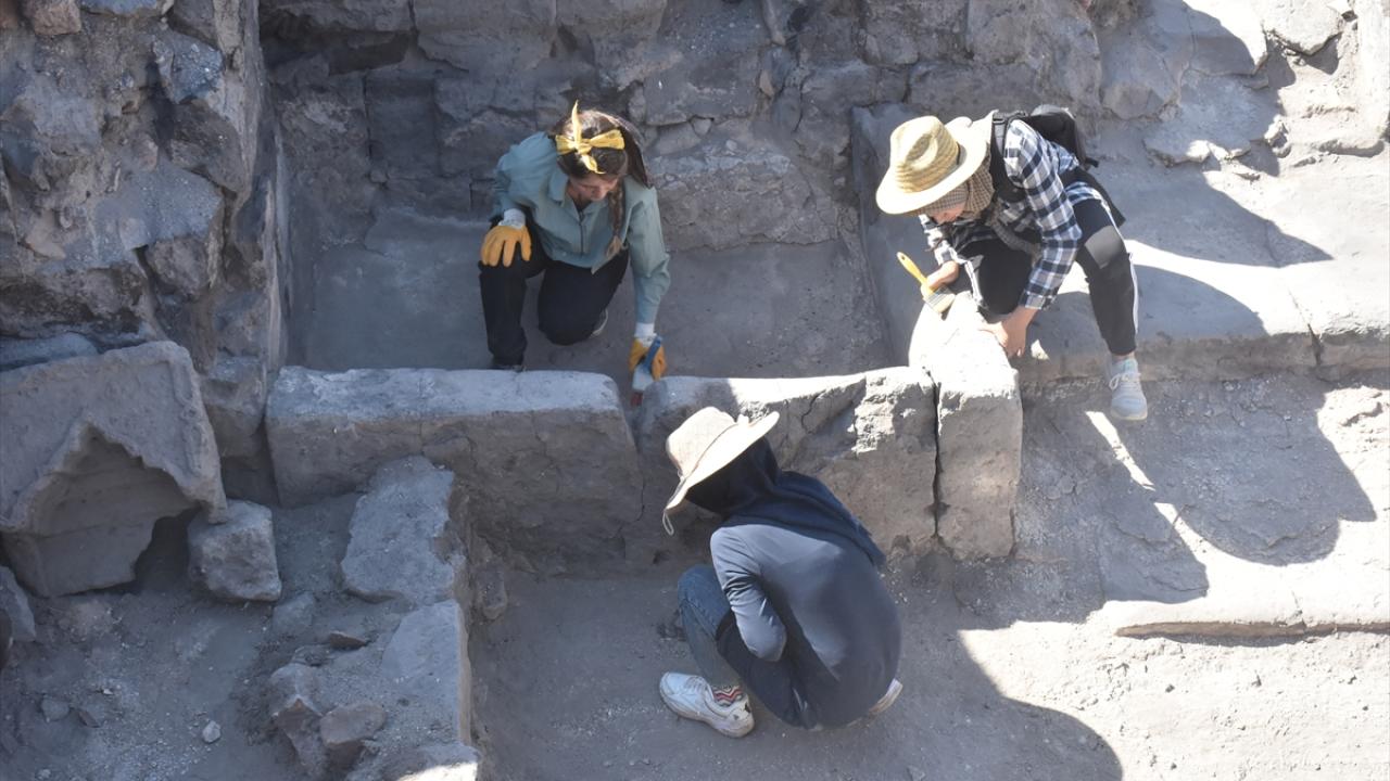  "Dünyadaki suda doğumun ilk örneklerden biri Anadolu`da"