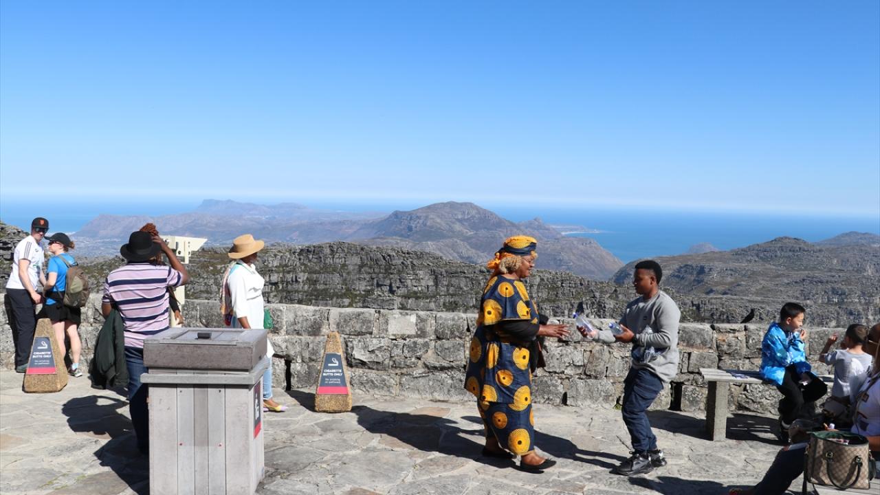 350`den fazla yürüyüş parkuru