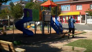 Çocuk parkında bank krizi