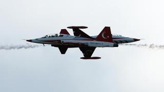 Türk Yıldızları'ndan TEKNOFEST'e özel gösteri