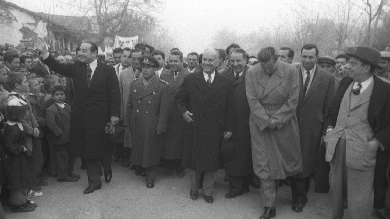 Türkiye, 1952`de NATO`ya tam üye kabul edildi.