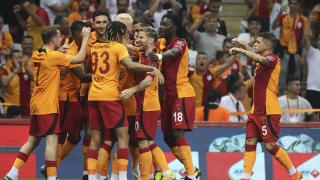 Galatasaray Konyaspor'u iki golle geçti