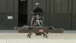 Uçan bisiklet hoverbike yeteneklerini sergiledi