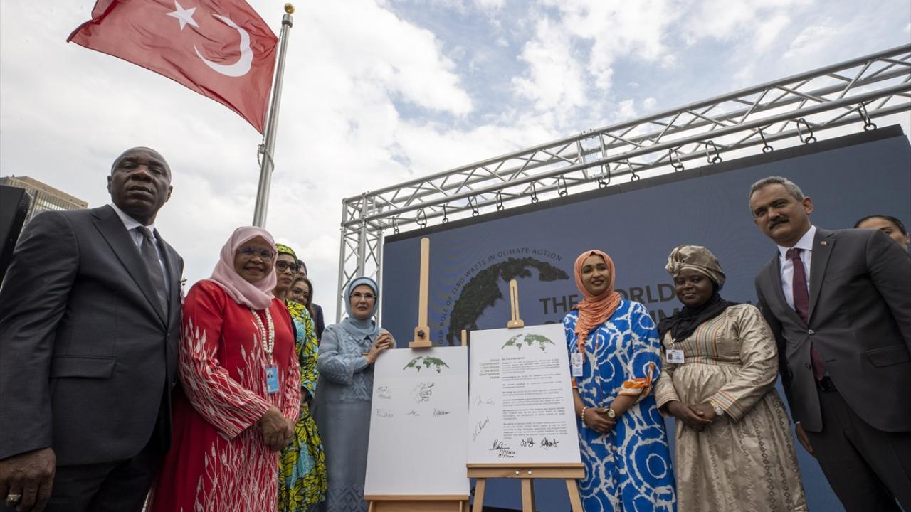 "Tarihi bir metni imzaladık"