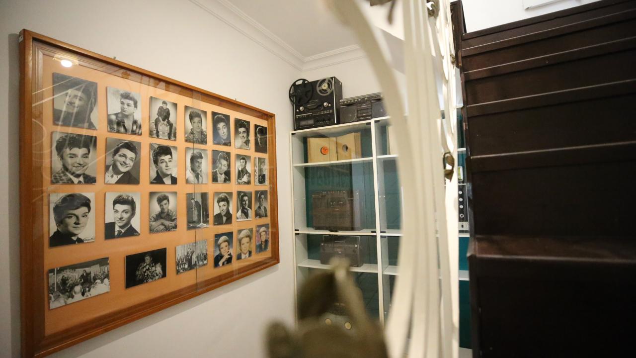 Sanatçının albümleri şöyle: