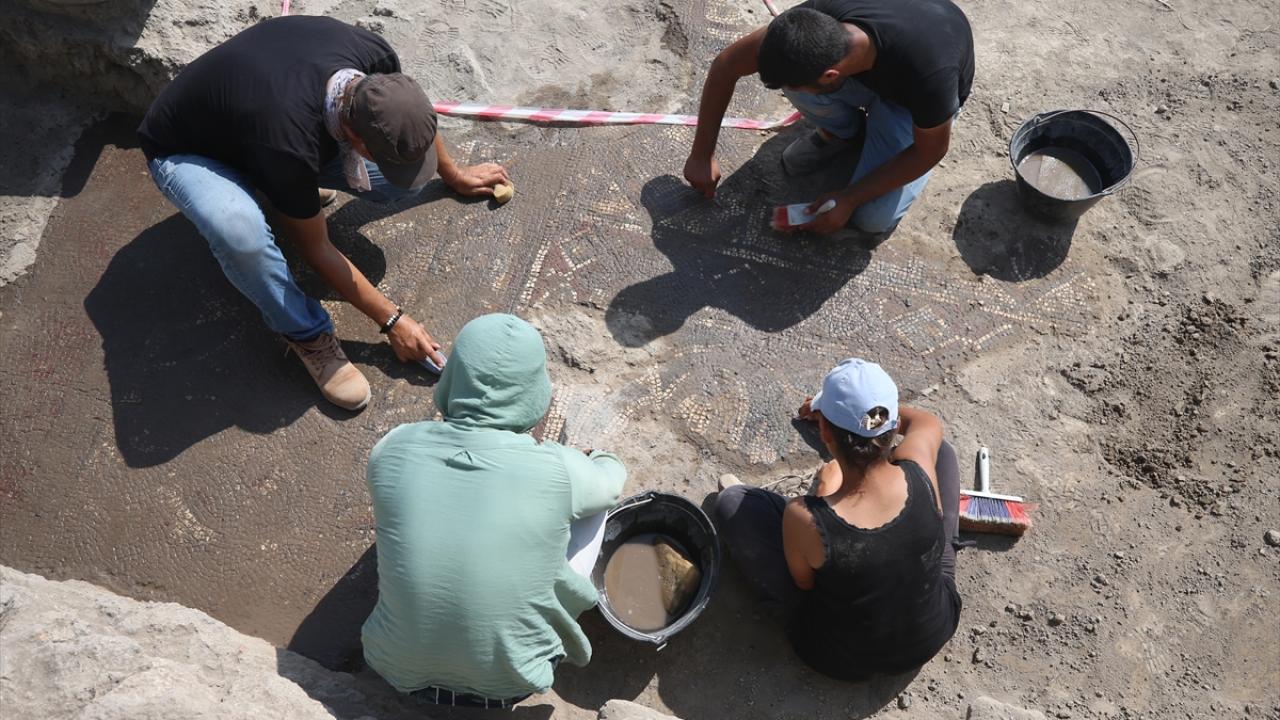 Takvimler Mozaiği bulundu