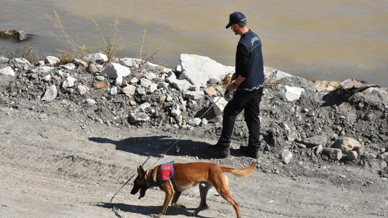 "Tatbikatla olası bir afette neler yapılması gerektiği uygulamalı olarak gösterildi"