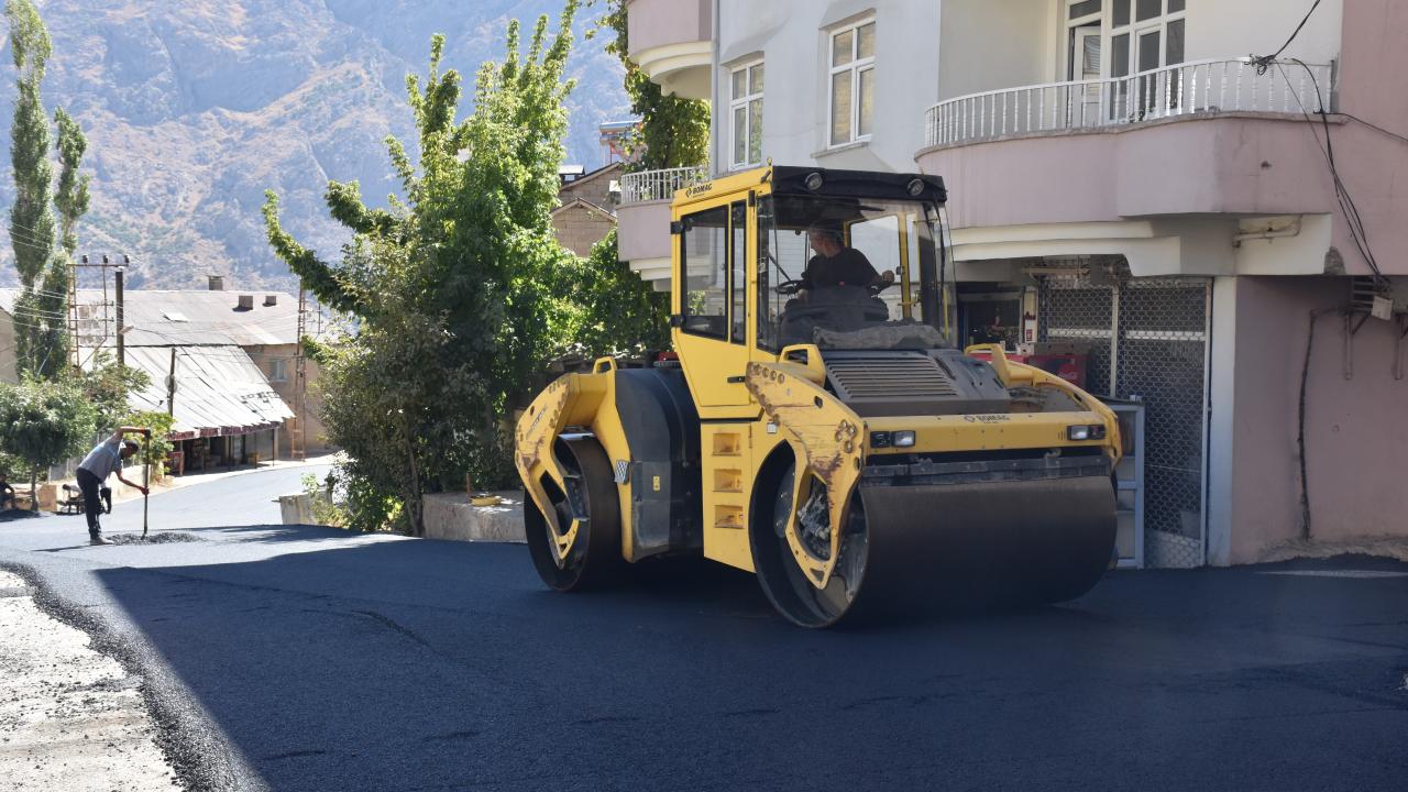 "Geldiğimizde belediye borç yükü altındaydı"