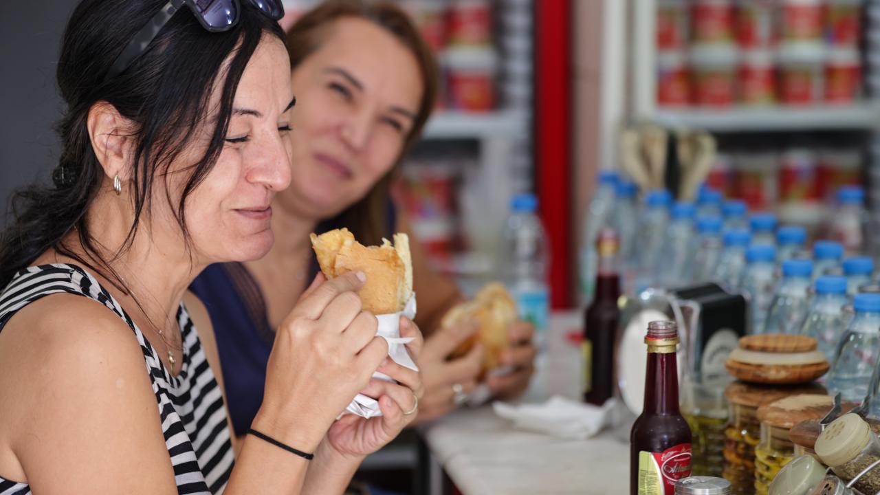 İstanbullular, İzmir kokorecini yarıda bırakıyor