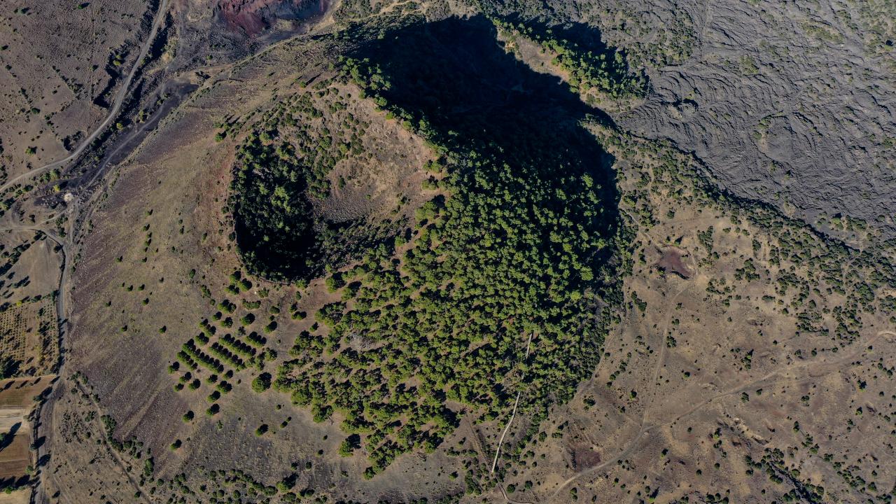 "Volkanın nasıl oluştuğu 7`den 70`e herkese anlatılabiliyor"