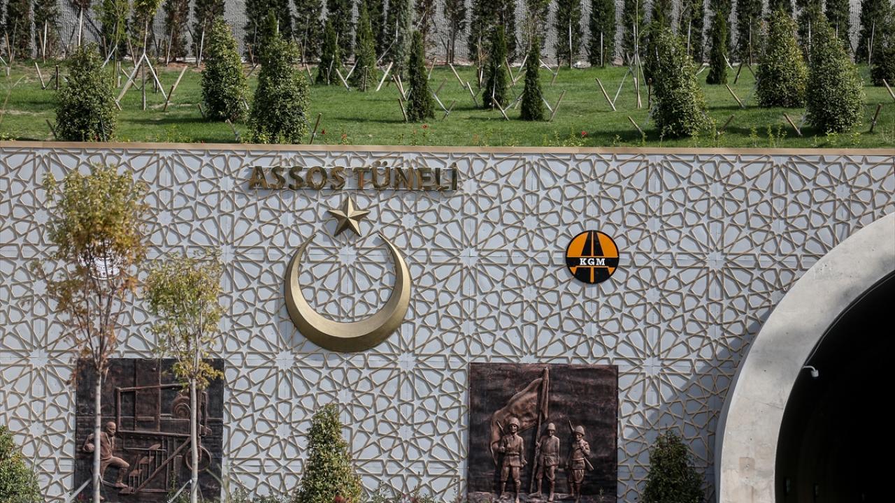 "Türkiye asla haritada gözüken sınırlarından itibaren bir ülke değildir"