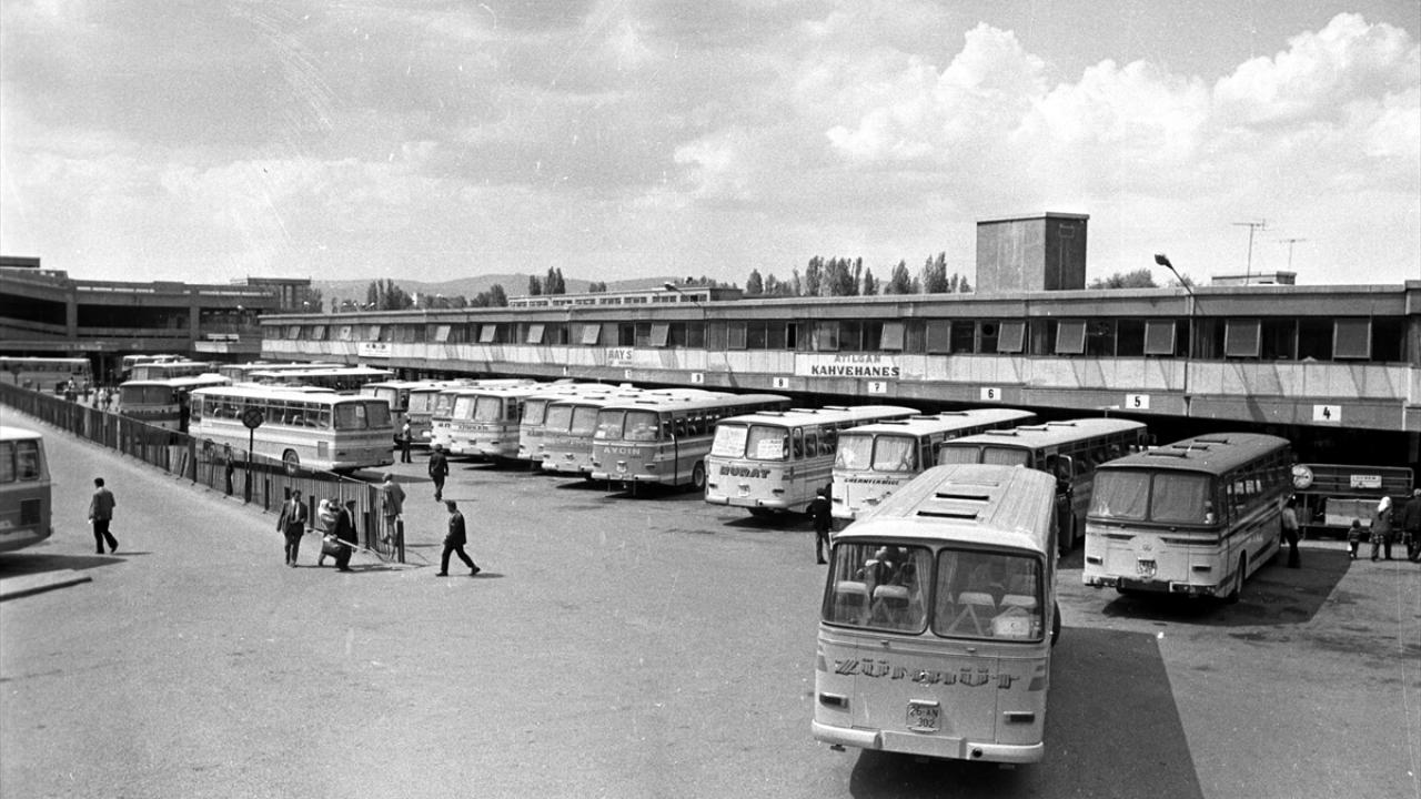 1973`te Ankara Şehirlerarası Otobüs Terminali`nin genel görünümü. (Arşiv)
