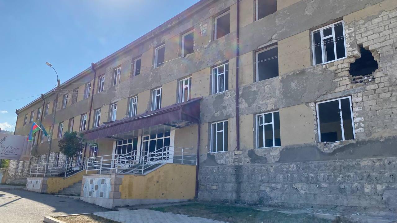 Kurşun Delikleri, Bomba İzleri