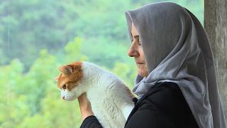 Dokuzuncu kattan düşen Paşa hayata tutundu