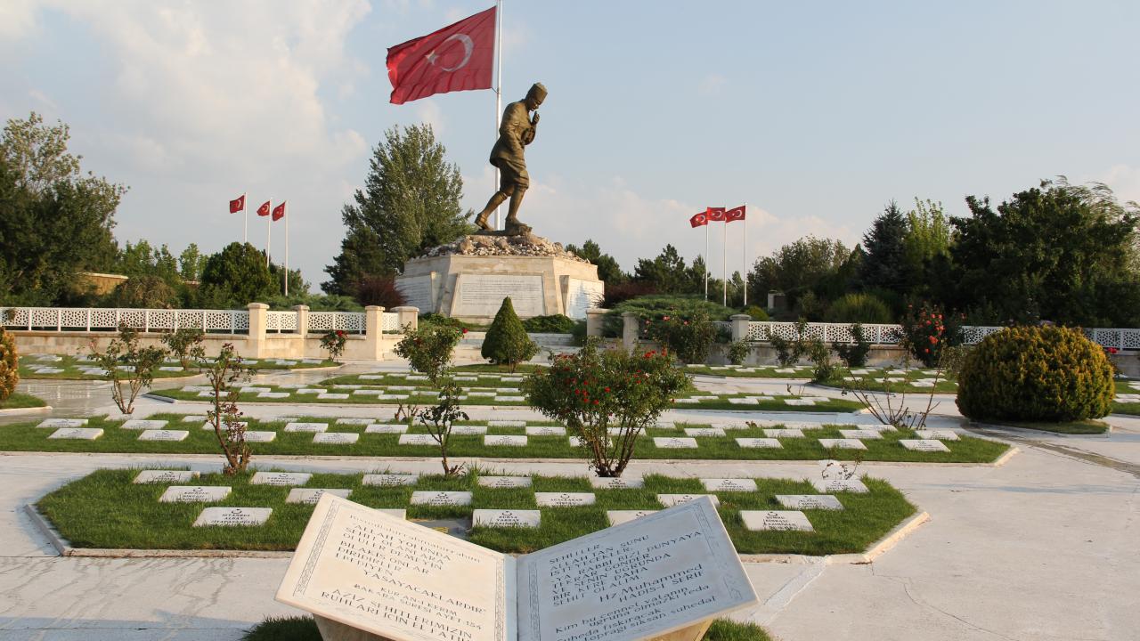 16. Başkomutan Tarihi Milli Parkı (Afyonkarahisar-Kütahya-Uşak)