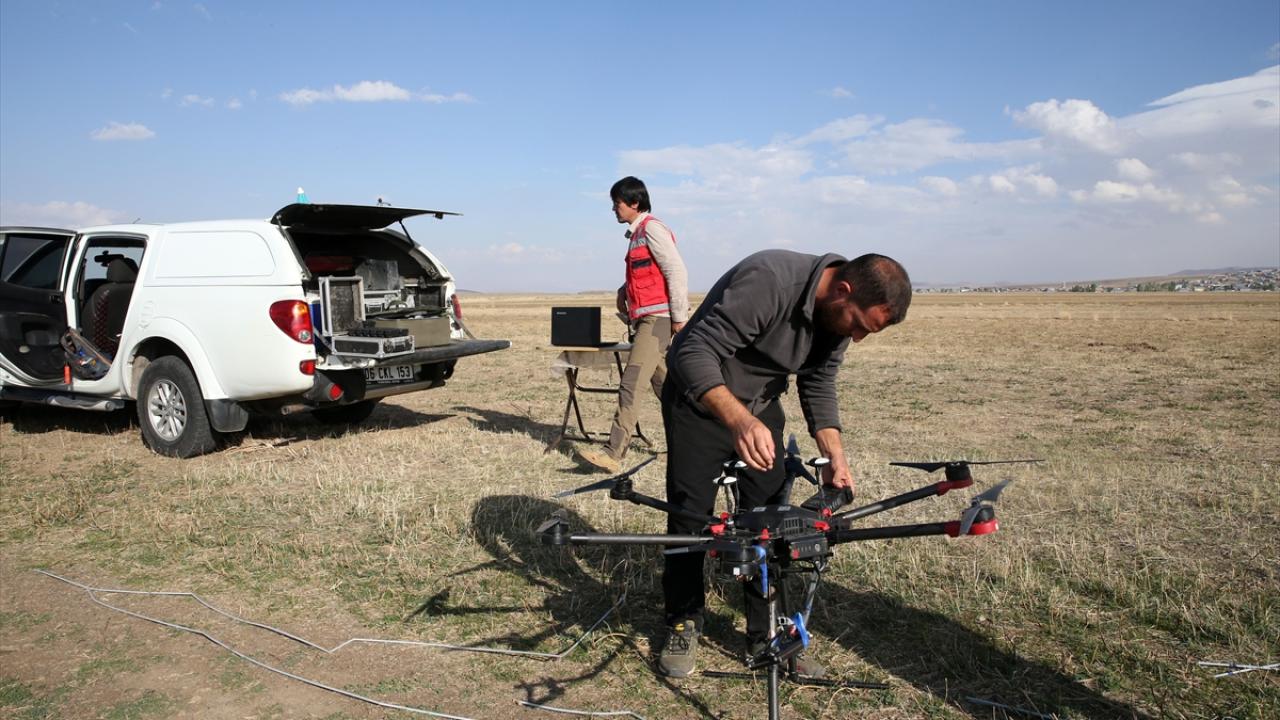 "Savaş alanını tespit etmek adına her türlü teknolojik imkanı denemek istiyoruz"