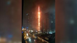 İstanbul'da 24 katlı binada yangın
