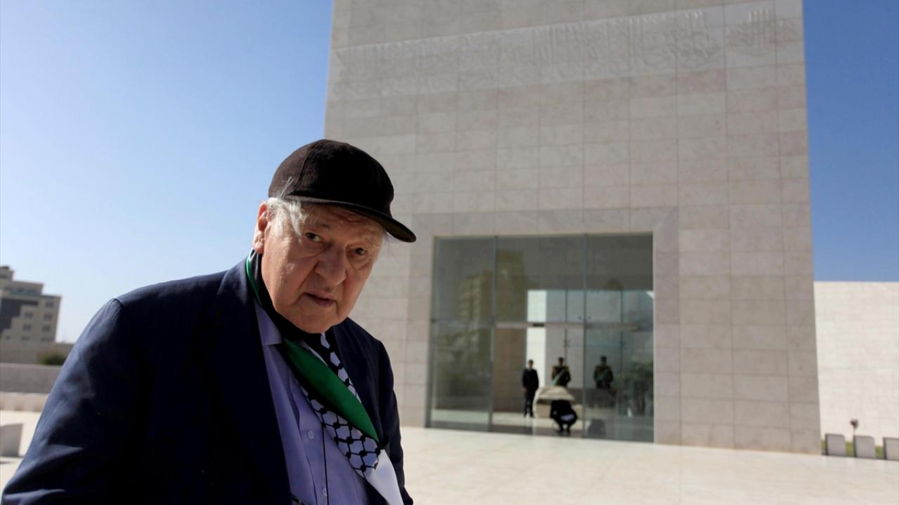 "Edebiyat" dergisinde çok sayıda şair ve yazar yetiştirdi