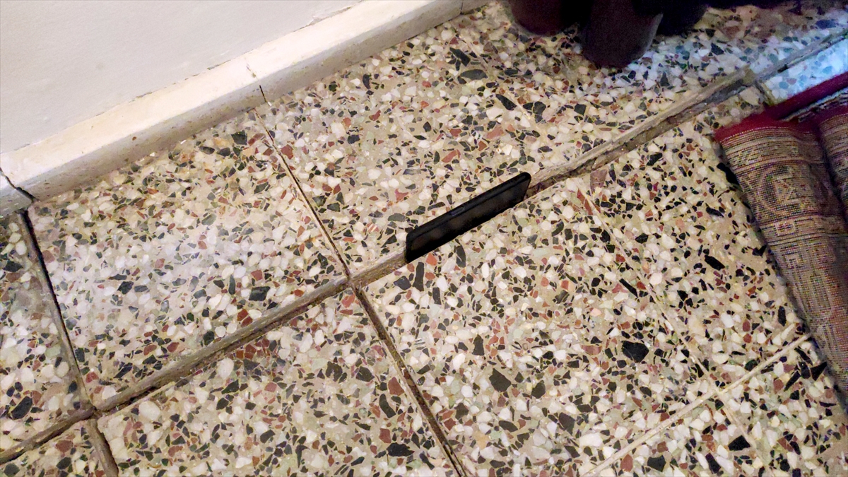 ``Herkesin başına taş düşebilir endişesiyle yaşıyoruz``