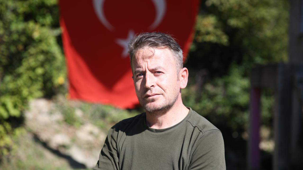 "O anda başımdan vurulmuşa döndüm"