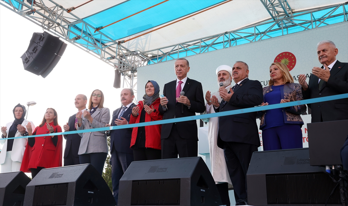 Cumhurbaşkanı Erdoğan`ın açıklamalarından öne çıkan başlıklar: