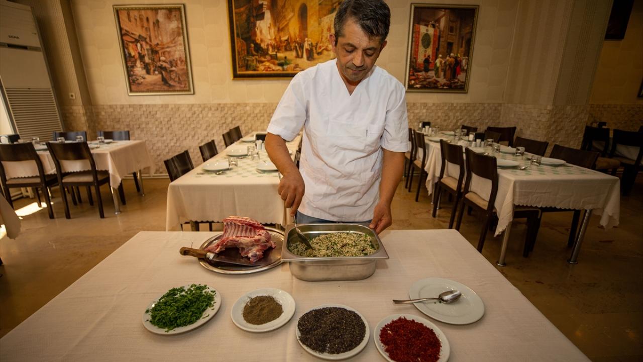 "Kaburga dolması Diyarbakır`ın bayram yemeğidir"