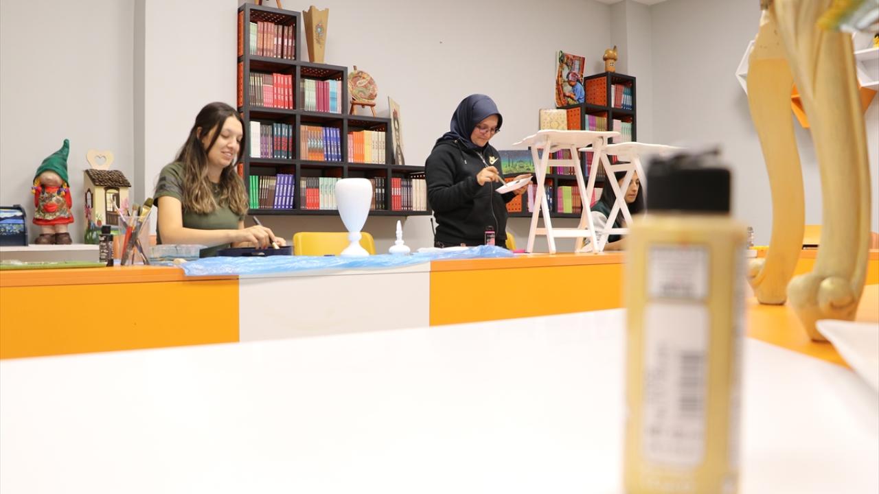 "Kimsesiz çocuklara destekte bulunuyoruz"