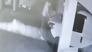 Park yeri için tartıştı, komşusunun aracını yaktı