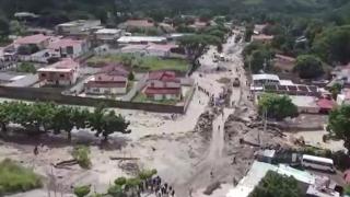 Venezuela'da felaketin boyutu havadan görüntülendi