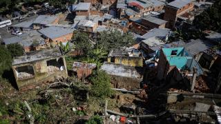 Venezuela'da şiddetli yağışlar 12 evin çökmesine neden oldu