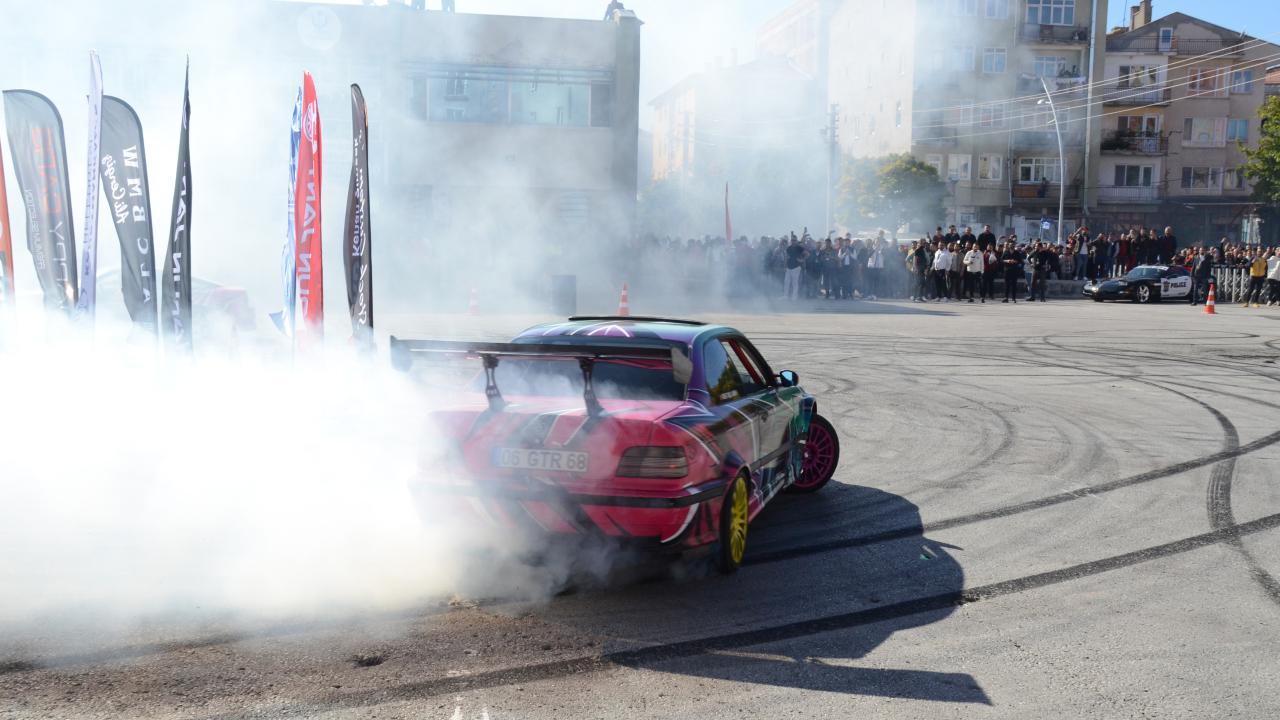 Kahramankazan'da drift festivali