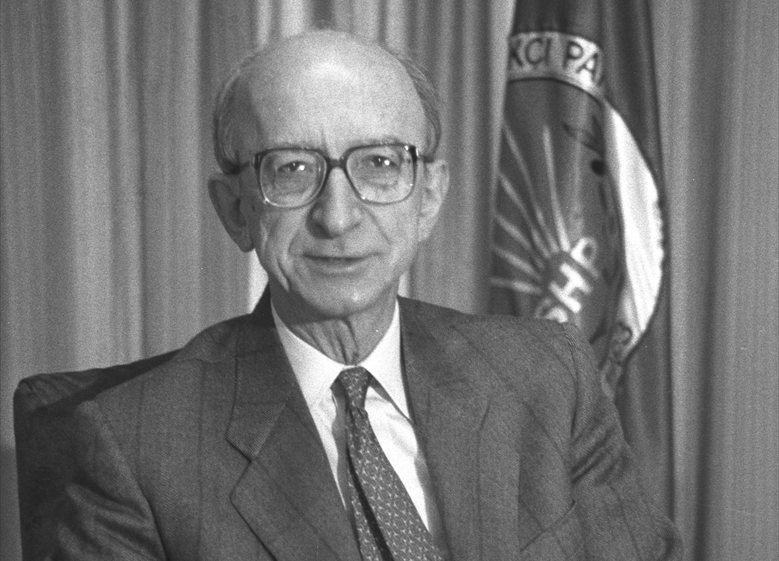 Erdal İnönü'nün vefatının üzerinden 15 yıl geçti TRT Haber Foto Galeri