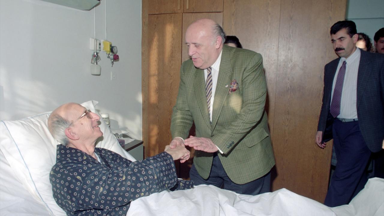 ABD`de tedavi gördüğü hastanede vefat etti