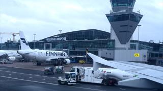 Finavia, enerji tüketimini azaltmak için iç ortam sıcaklığını ve terminallerin aydınlatmasını azaltıyor