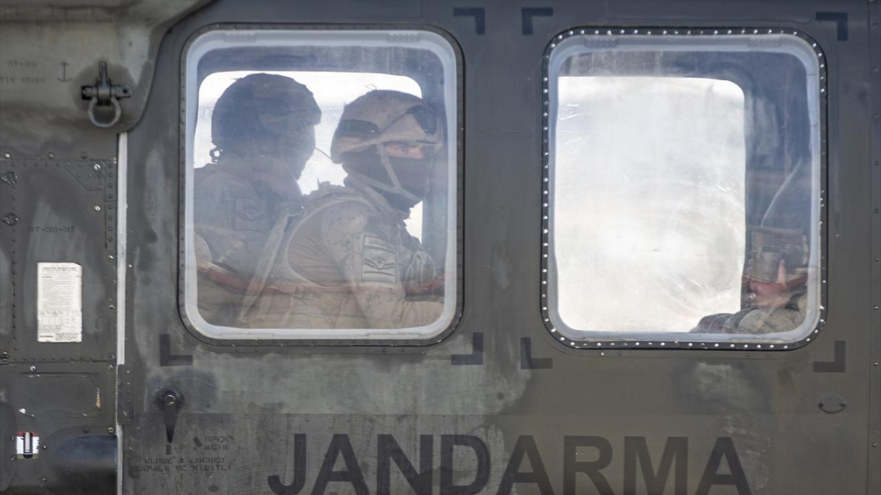 Kaçışlara karşı operasyona havadan destek verildi