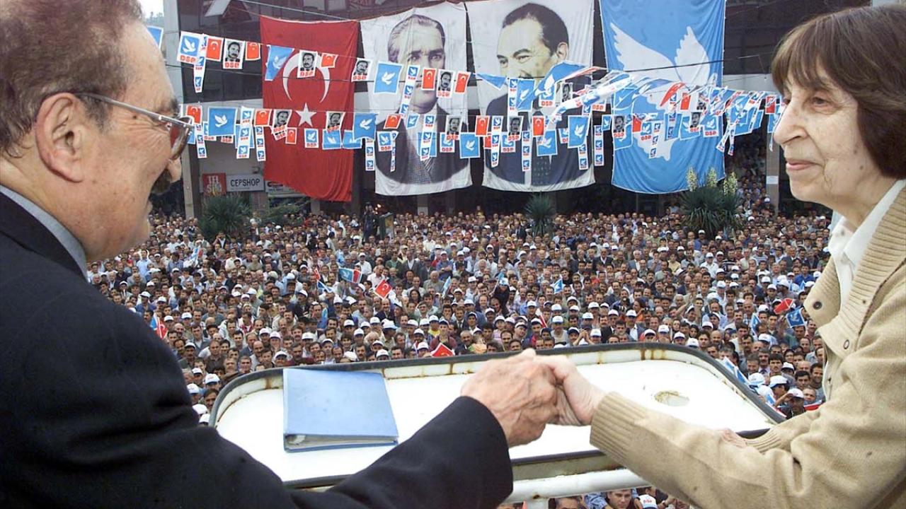 "El ele büyüttük sevgiyi"